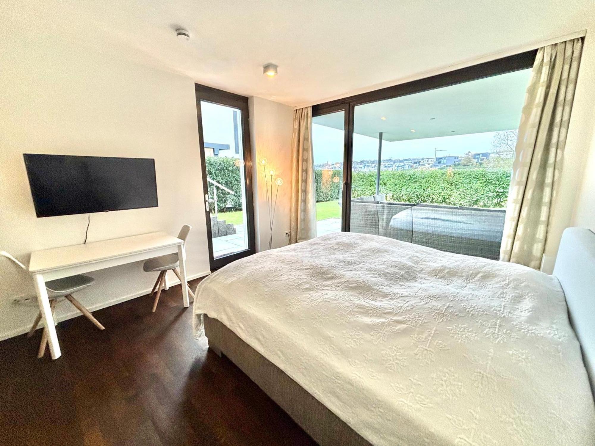 Studio Apartment Direkt Am Phoenixsee Dortmund Luaran gambar